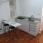 Apto Aconchegante Em Copacabana, Rio De Janeiro.